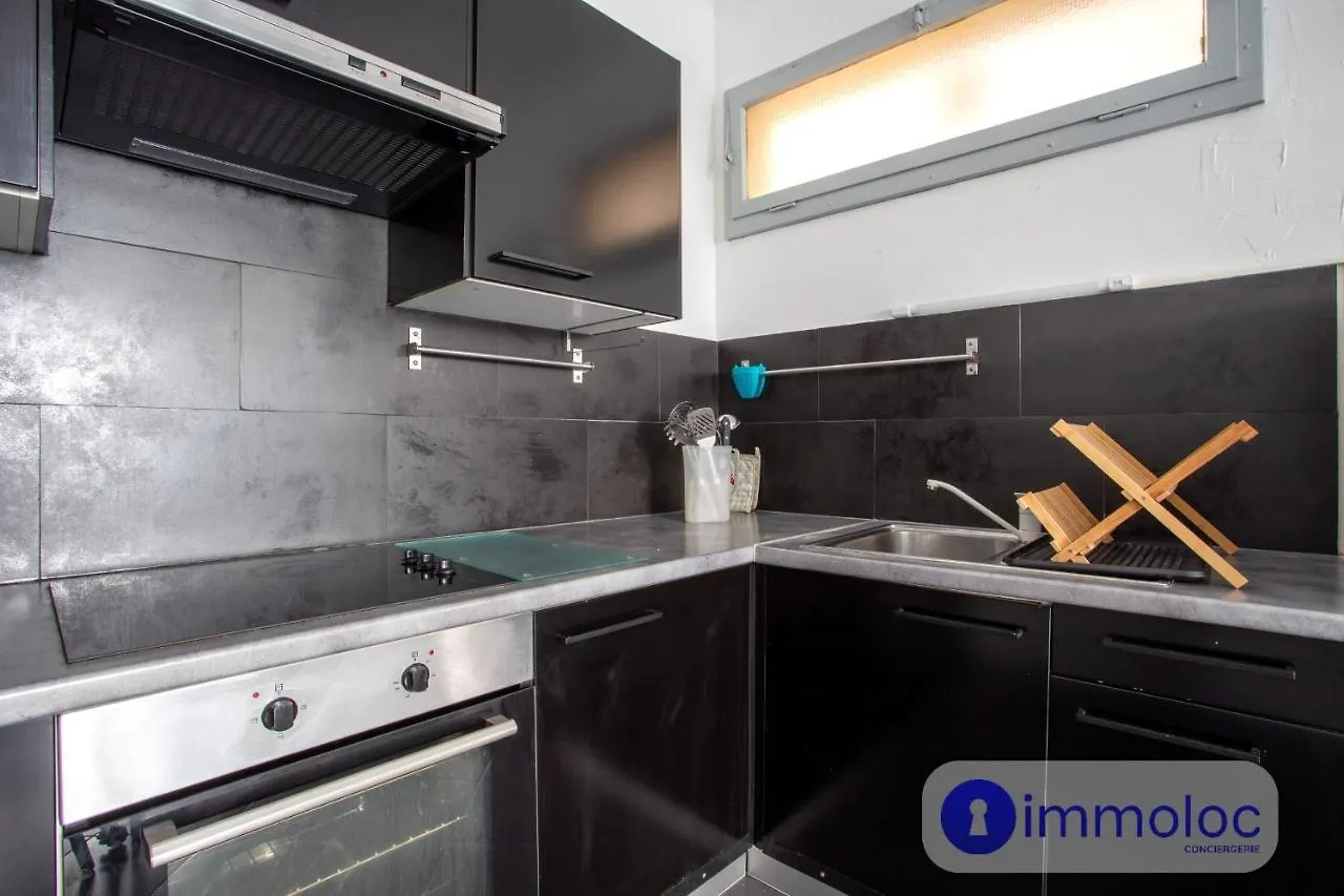 Apartment Near The Center Borriglione District Nice